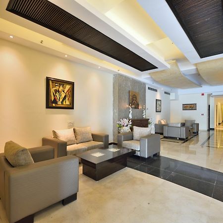 ניו דלהי Glitz Westend Inn מראה חיצוני תמונה